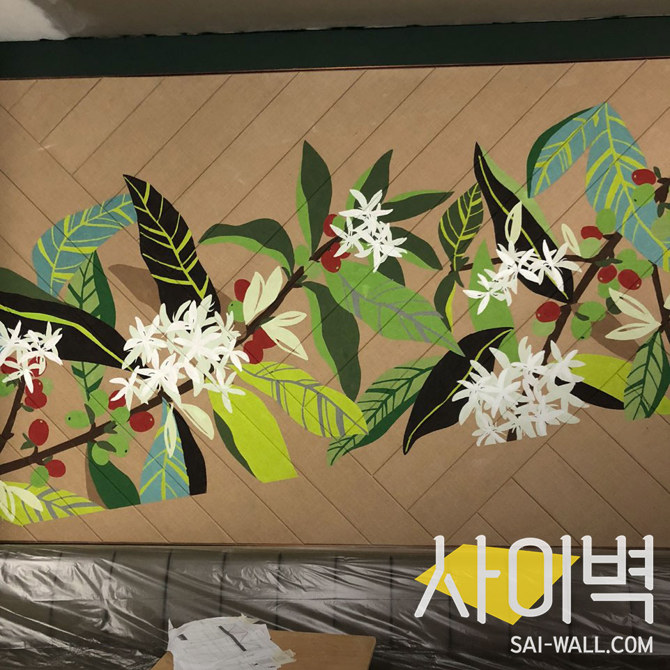 스타벅스 수유점 벽화 시공 사진 8